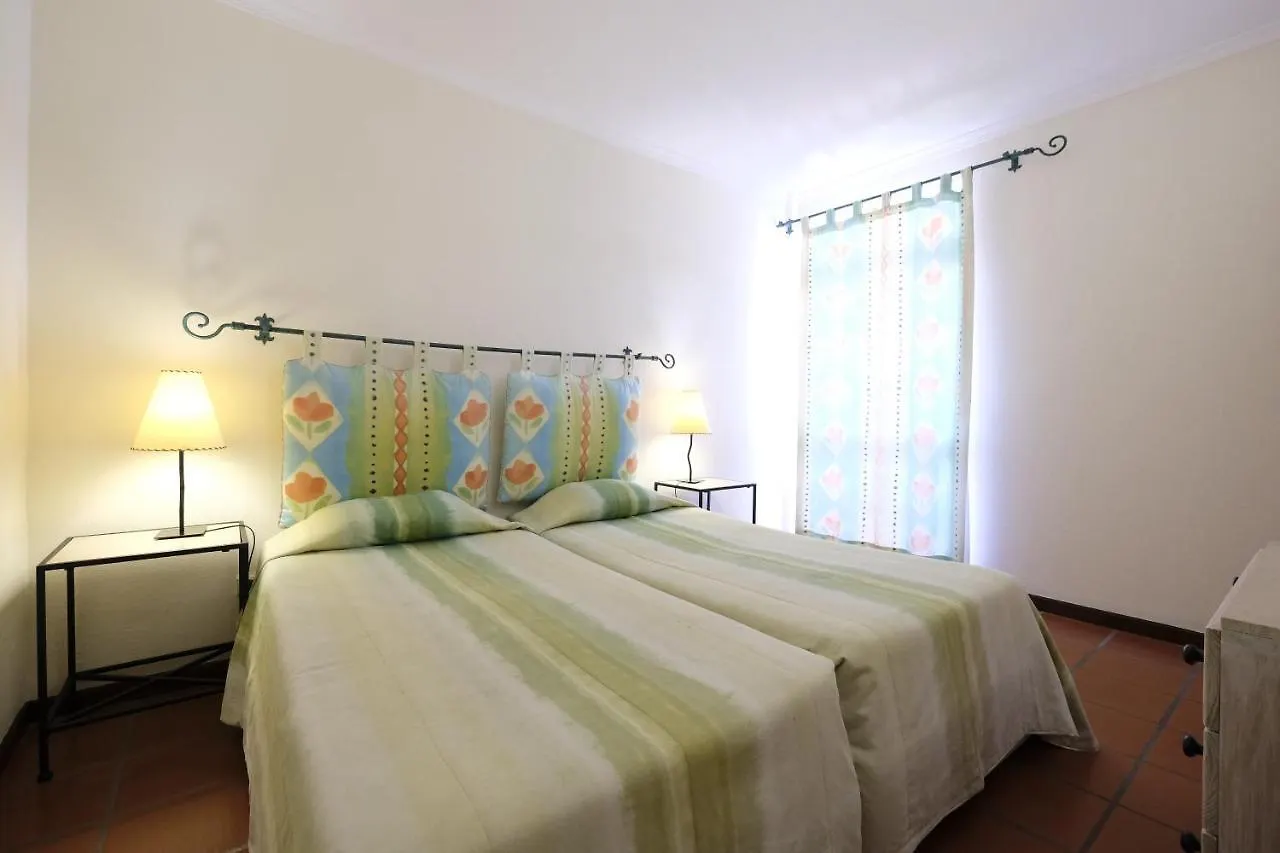 Apartamentos Quinta Mae Dos Homens Funchal  3*, Funchal (Madeira)